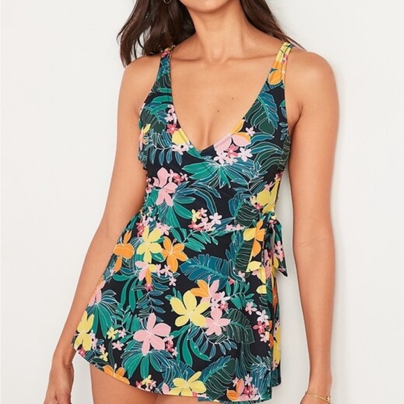 NWT! Old Navy Tropic Thunder One-Piece Swim Dress Bathing Suit XS Floral Skirt - Picture 1 of 12